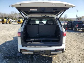 2024 Toyota Sequoia SR5 with VIN 7SVAAABA9RX042917, listed as a Copart auction lot 43750015 with 17,793 mi miles and Salvage Title. Bid and sale history available at carsss.com. Image 6.