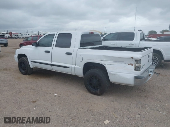 2006 Dodge Dakota SLT with VIN 1D7HE48K56S532946, listed as a IAAI auction lot 41878467 with 106,218 mi miles. Bid and sale history available at carsss.com. Image 3.