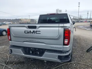 2022 GMC Sierra 1500 Limited Elevation with VIN 3GTU9CED7NG184649, listed as a IAAI auction lot 41453442 with 56,197 mi miles. Bid and sale history available at carsss.com. Image 17.