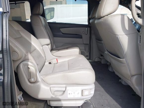2013 Honda Odyssey Touring with VIN 5FNRL5H98DB003220, listed as a IAAI auction lot 41664729 with 1 mi miles. Bid and sale history available at carsss.com. Image 8.