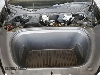2022 Tesla Model Y Performance with VIN 7SAYGDEF5NF339965, listed as a Copart auction lot 62187545 with 93,156 mi miles and Salvage title. Bid and sale history available at DreamBid. Image 11.