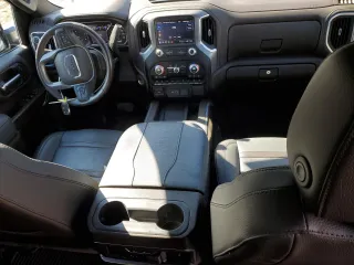 2023 GMC Sierra 3500HD Denali z VIN 1GT49WEY2PF169520, wystawiony jako Copart lot #83541994 z przebiegiem 33 940 mil mil oraz Szkoda całkowita • Salvage title. Historia ofert i sprzedaży dostępna na DreamBid. Obrazek 8.