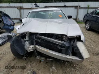 2006 Chrysler 300 with VIN 2C3KA43RX6H223758, listed as a Copart auction lot 64400524 with 0 mi miles and Salvage Title. Bid and sale history available at carsss.com. Image 5.