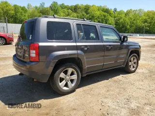 2014 Jeep Patriot Latitude z VIN 1C4NJRFB6ED817392, wystawiony jako Copart lot #52930055 z przebiegiem 126 813 mil mil oraz Szkoda całkowita • Salvage title. Historia ofert i sprzedaży dostępna na DreamBid. Obrazek 3.