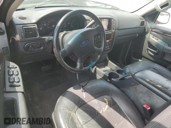 2003 Ford Explorer Limited z VIN 1FMDU75W43ZA48298, wystawiony jako Copart lot #53734145 z przebiegiem 208 053 mil mil oraz Szkoda całkowita • Salvage title. Historia ofert i sprzedaży dostępna na DreamBid. Obrazek 8.