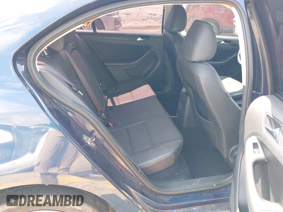 2012 Volkswagen Jetta SE with VIN 3VWDX7AJ9CM353302, listed as a IAAI auction lot 42617772 with 226,547 mi miles and . Bid and sale history available at DreamBid. Image 8.