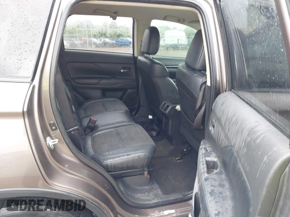 2019 Mitsubishi Outlander ES with VIN JA4AZ3A31KZ043372, listed as a IAAI auction lot 42306119 with 195,635 mi miles and . Bid and sale history available at DreamBid. Image 8.