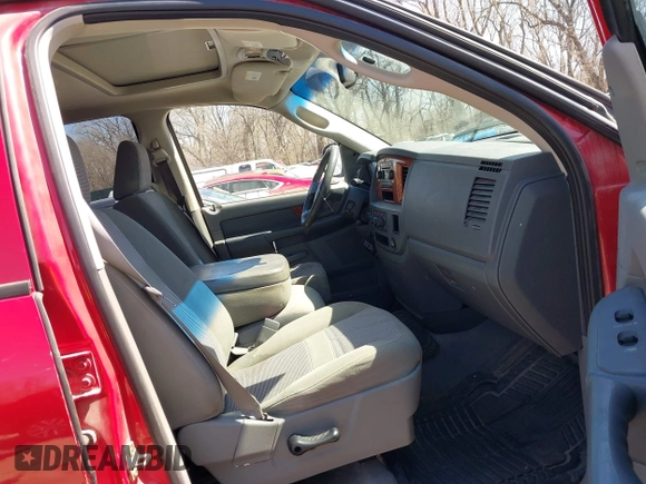 2006 Dodge 1500 SLT with VIN 1D7HU18266S679388, listed as a IAAI auction lot 41792806 with 207,161 mi miles. Bid and sale history available at carsss.com. Image 5.