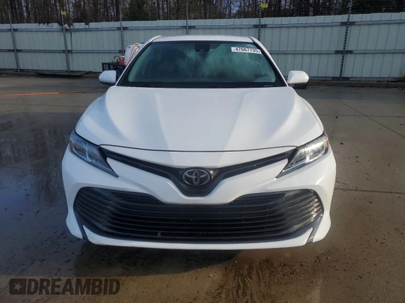 2019 Toyota Camry LE with VIN 4T1B11HK8KU855781, listed as a Copart auction lot 47667735 with 43,198 mi miles and Salvage Title. Bid and sale history available at carsss.com. Image 5.