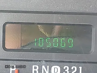 2005 Ford F-250 XL с VIN 1FTSX215X5EC32450, выставлен на аукционе IAAI как лот 42405822 с пробегом Не указан миль и . История ставок и продаж доступна на DreamBid. Изображение 15.