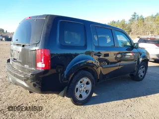 2015 Honda Pilot LX with VIN 5FNYF4H23FB044468, listed as a IAAI auction lot 40851104 with 144,858 mi miles. Bid and sale history available at carsss.com. Image 4.