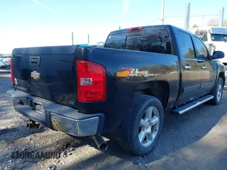 2008 Chevrolet Silverado 1500 LTZ with VIN 2GCEK133881233538, listed as a IAAI auction lot 42088937 with 190,791 mi miles and . Bid and sale history available at DreamBid. Image 4.