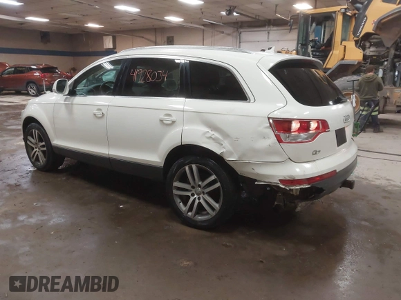 2007 Audi Q7 Premium with VIN WA1BY74L37D058938, listed as a IAAI auction lot 41928034 with 163,779 mi miles and . Bid and sale history available at DreamBid. Image 3.