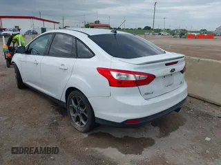 2013 Ford Focus SE with VIN 1FADP3F24DL302263, listed as a IAAI auction lot 42672666 with 207,805 mi miles and . Bid and sale history available at DreamBid. Image 3.