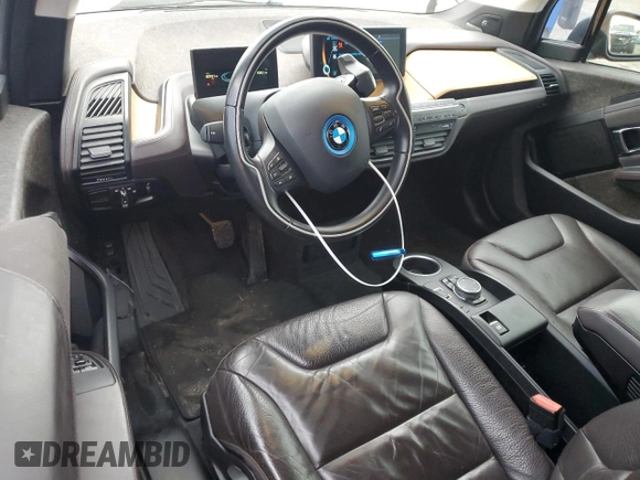 2015 BMW i3 z VIN WBY1Z2C54FV287219, wystawiony jako Copart lot #86270054 z przebiegiem 82 931 mil mil oraz Czysty tytuł • Clean title. Historia ofert i sprzedaży dostępna na DreamBid. Obrazek 8.