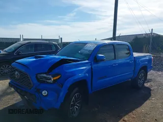 2021 Toyota Tacoma SR z VIN 3TYCZ5AN7MT008274, wystawiony jako IAAI lot #42091508 z przebiegiem 59 371 mil mil oraz . Historia ofert i sprzedaży dostępna na DreamBid. Obrazek 19.