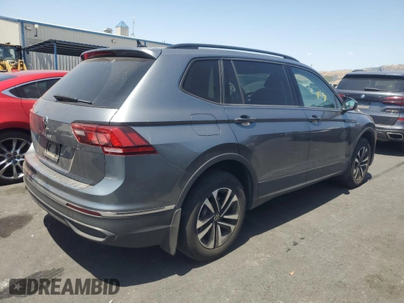 2022 Volkswagen Tiguan S with VIN 3VV1B7AX2NM047135, listed as a Copart auction lot 60137665 with 27,625 mi miles and Salvage title. Bid and sale history available at DreamBid. Image 3.