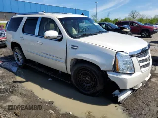 2013 Cadillac Escalade Premium with VIN 1GYS4CEF7DR373866, listed as a Copart auction lot 52556804 with 173,250 mi miles and Salvage Title. Bid and sale history available at carsss.com. Image 4.