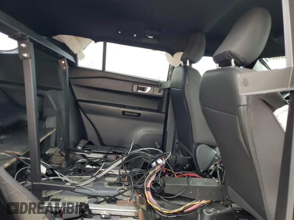 2021 Ford Explorer z VIN 1FM5K8AC6MNA11922, wystawiony jako Copart lot #71520684 z przebiegiem Nie podano mil oraz Nie do naprawy • Non repairable. Historia ofert i sprzedaży dostępna na DreamBid. Obrazek 11.