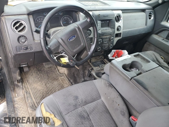 2013 Ford F-150 XL z VIN 1FTFX1ET3DKD12158, wystawiony jako Copart lot #62346445 z przebiegiem 298 293 mil mil oraz Czysty tytuł • Clean title. Historia ofert i sprzedaży dostępna na DreamBid. Obrazek 8.