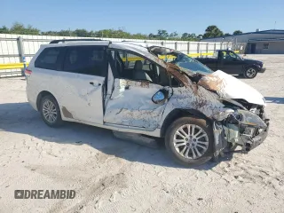 2014 Toyota Sienna XLE with VIN 5TDYK3DC4ES457160, listed as a Copart auction lot 48921425 with 0 mi miles and Salvage Title. Bid and sale history available at carsss.com. Image 4.