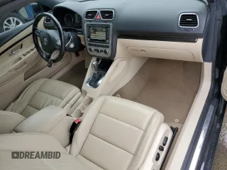 2013 Volkswagen Eos Executive с VIN WVWFW8AH0DV002612, выставлен на аукционе Copart как лот 58059915 с пробегом 117 671 миль миль и Списание • Salvage title. История ставок и продаж доступна на DreamBid. Изображение 8.