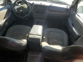 2004 Ford Explorer XLS z VIN 1FMZU62K34UB36548, wystawiony jako Copart lot #88859535 z przebiegiem 262 377 mil mil oraz Szkoda całkowita • Salvage title. Historia ofert i sprzedaży dostępna na DreamBid. Obrazek 8.