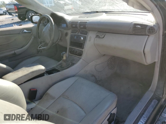 2002 Mercedes-Benz C 230/260/280/320 with VIN WDBRN47J52A307657, listed as a Copart auction lot 74555674 with 215,858 mi miles and Salvage Title. Bid and sale history available at DreamBid. Image 8.