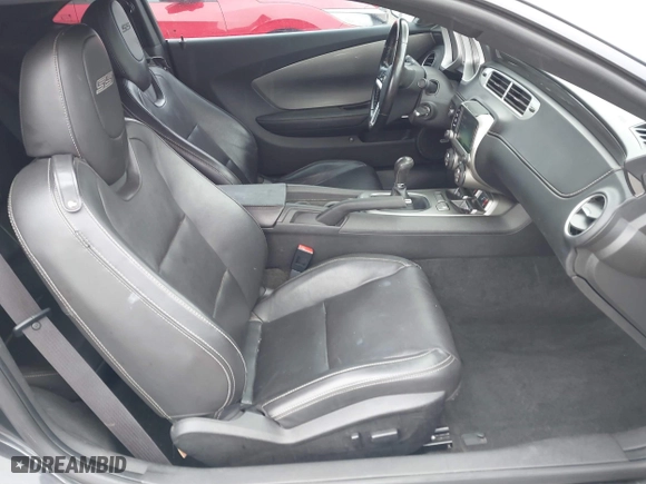2015 Chevrolet Camaro SS with VIN 2G1FJ1EW2F9234562, listed as a IAAI auction lot 41862345 with 84,362 mi miles. Bid and sale history available at carsss.com. Image 5.