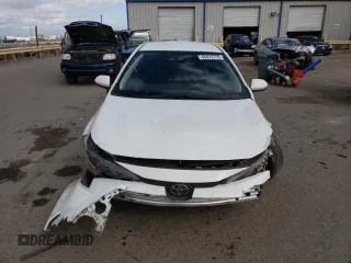 2022 Toyota Corolla LE with VIN JTDEPMAE1N3029242, listed as a Copart auction lot 45032755 with 37,399 mi miles and Salvage Title. Bid and sale history available at carsss.com. Image 5.