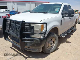 2017 Ford F-250 XLT with VIN 1FT7X2B61HEF18219, listed as a IAAI auction lot 42256823 with 174,381 mi miles and . Bid and sale history available at DreamBid. Image 17.
