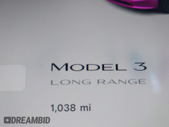 2025 Tesla Model 3 Long Range z VIN 5YJ3E1EA6SF990792, wystawiony jako IAAI lot #42713456 z przebiegiem 1 038 mil mil oraz . Historia ofert i sprzedaży dostępna na DreamBid. Obrazek 16.
