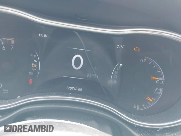 2014 Jeep Grand Cherokee Summit with VIN 1C4RJFJG0EC174871, listed as a IAAI auction lot 42341312 with 170,743 mi miles and . Bid and sale history available at DreamBid. Image 7.