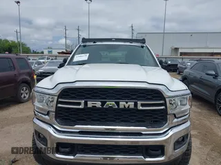 2019 Ram 2500 Big Horn with VIN 3C6UR5DL7KG587151, listed as a IAAI auction lot 42086628 with 137,868 mi miles. Bid and sale history available at carsss.com. Image 6.