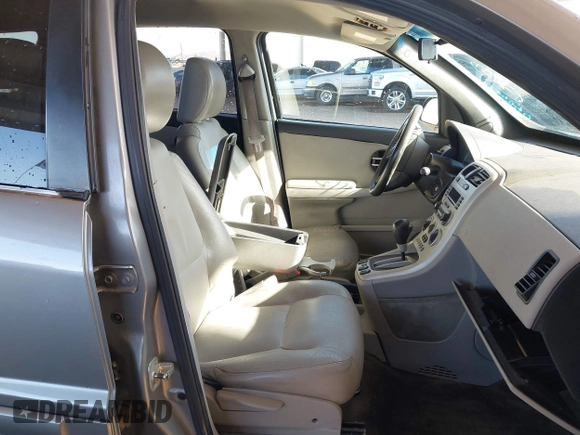 2005 Chevrolet Equinox LT with VIN 2CNDL63F756060637, listed as a IAAI auction lot 41718994 with 158,291 mi miles. Bid and sale history available at carsss.com. Image 5.