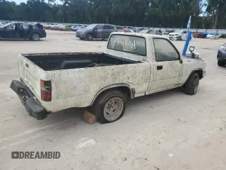 1994 Toyota Pickup with VIN JT4RN81A1R5184105, listed as a Copart auction lot 64042715 with 255,710 mi miles and Clean title. Bid and sale history available at DreamBid. Image 3.