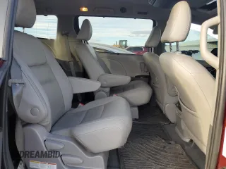 2020 Toyota Sienna XLE with VIN 5TDDZ3DC2LS243324, listed as a Copart auction lot 46673525 with 88,551 mi miles and Salvage Title. Bid and sale history available at carsss.com. Image 11.