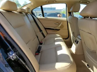 2008 BMW 3 Series 335i z VIN WBAVB775X8NM05305, wystawiony jako Copart lot #55230935 z przebiegiem 128 906 mil mil oraz Szkoda całkowita • Salvage title. Historia ofert i sprzedaży dostępna na DreamBid. Obrazek 10.