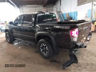 2023 Toyota Tacoma SR z VIN 3TMCZ5AN1PM583518, wystawiony jako IAAI lot #41842903 z przebiegiem 24 204 mil mil oraz . Historia ofert i sprzedaży dostępna na DreamBid. Obrazek 3.