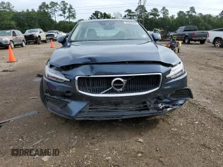 2020 Volvo S60 Momentum with VIN 7JR102FK6LG065019, listed as a Copart auction lot 59084944 with 40,449 mi miles and Salvage Title. Bid and sale history available at carsss.com. Image 5.