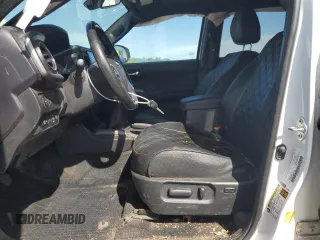 2022 Toyota Tacoma SR with VIN 3TYCZ5AN7NT056035, listed as a Copart auction lot 55510145 with 42,897 mi miles and Salvage title. Bid and sale history available at DreamBid. Image 7.