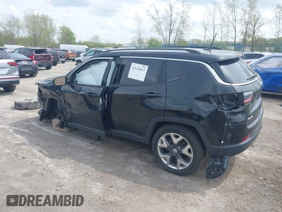 2018 Jeep Compass Limited with VIN 3C4NJDCB7JT332674, listed as a IAAI auction lot 42145567 with 111,852 mi miles and . Bid and sale history available at carsss.com. Image 3.