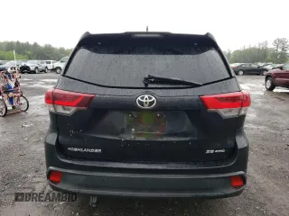 2019 Toyota Highlander SE z VIN 5TDJZRFH7KS577863, wystawiony jako Copart lot #58291535 z przebiegiem 50 981 mil mil oraz Czysty tytuł • Clean title. Historia ofert i sprzedaży dostępna na DreamBid. Obrazek 6.