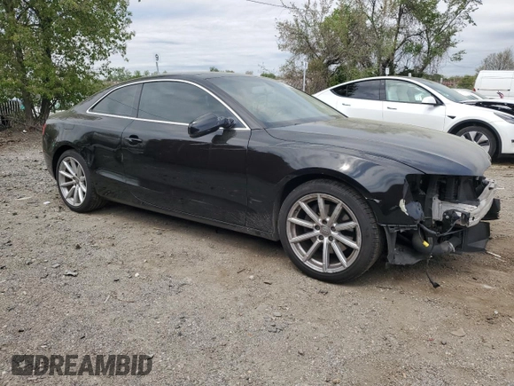 2015 Audi A5 Premium with VIN WAUCFAFR1FA033094, listed as a Copart auction lot 52738125 with 82,312 mi miles and Salvage Title. Bid and sale history available at carsss.com. Image 4.