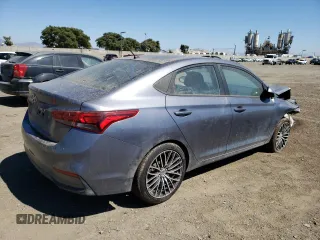 2020 Hyundai Accent SE with VIN 3KPC24A62LE097912, listed as a Copart auction lot 61860133 with 69,830 mi miles. Bid and sale history available at carsss.com. Image 3.