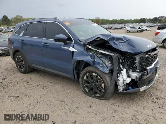 2025 Kia Sorento S z VIN 5XYRL4JC4SG336391, wystawiony jako Copart lot #51675715 z przebiegiem 6 021 mil mil oraz Szkoda całkowita • Salvage title. Historia ofert i sprzedaży dostępna na DreamBid. Obrazek 4.