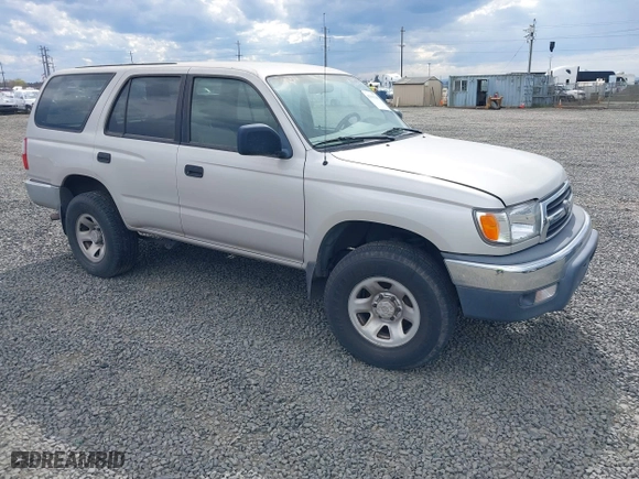 2000 Toyota 4Runner with VIN JT3GM84R7Y0068354, listed as a IAAI auction lot 41900188 with 232,102 mi miles. Bid and sale history available at carsss.com. Image 1.