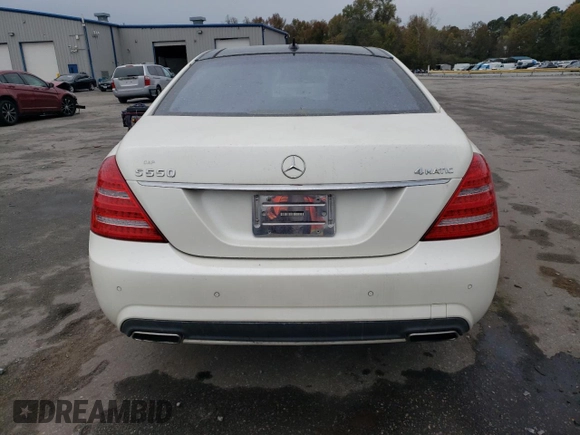 2012 Mercedes-Benz S 550 with VIN WDDNG9EB0CA415646, listed as a Copart auction lot 80232034 with 130,113 mi miles and Salvage Title. Bid and sale history available at DreamBid. Image 6.
