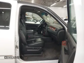 2013 Chevrolet Suburban LT with VIN 1GNSKJE74DR145680, listed as a IAAI auction lot 42114209 with 178,052 mi miles. Bid and sale history available at carsss.com. Image 5.