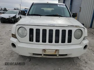 2008 Jeep Patriot Limited with VIN 1J8FT48W58D649307, listed as a Copart auction lot 84977034 with 211,629 mi miles and Clean Title. Bid and sale history available at DreamBid. Image 5.